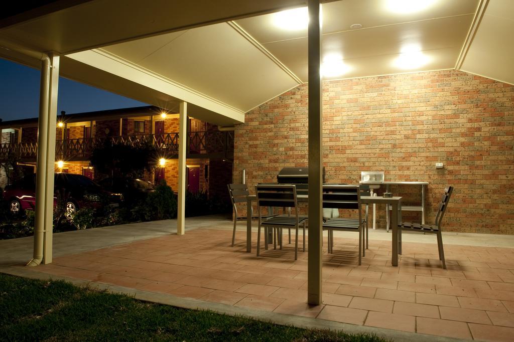 Scone Motor Inn & Apartments Extérieur photo