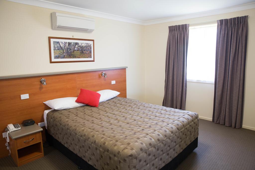 Scone Motor Inn & Apartments Extérieur photo