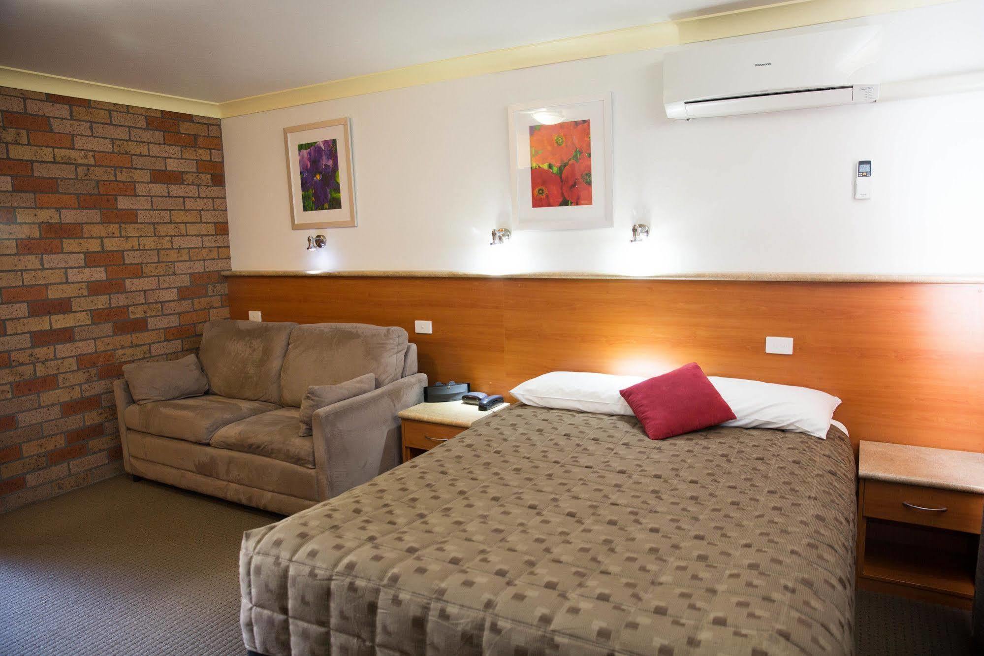 Scone Motor Inn & Apartments Extérieur photo