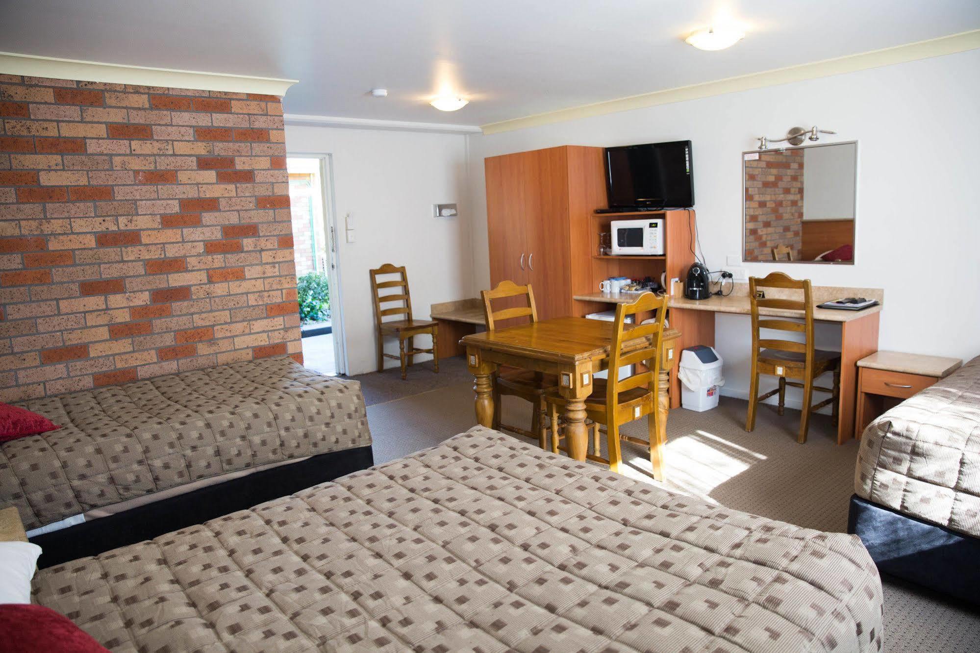 Scone Motor Inn & Apartments Extérieur photo
