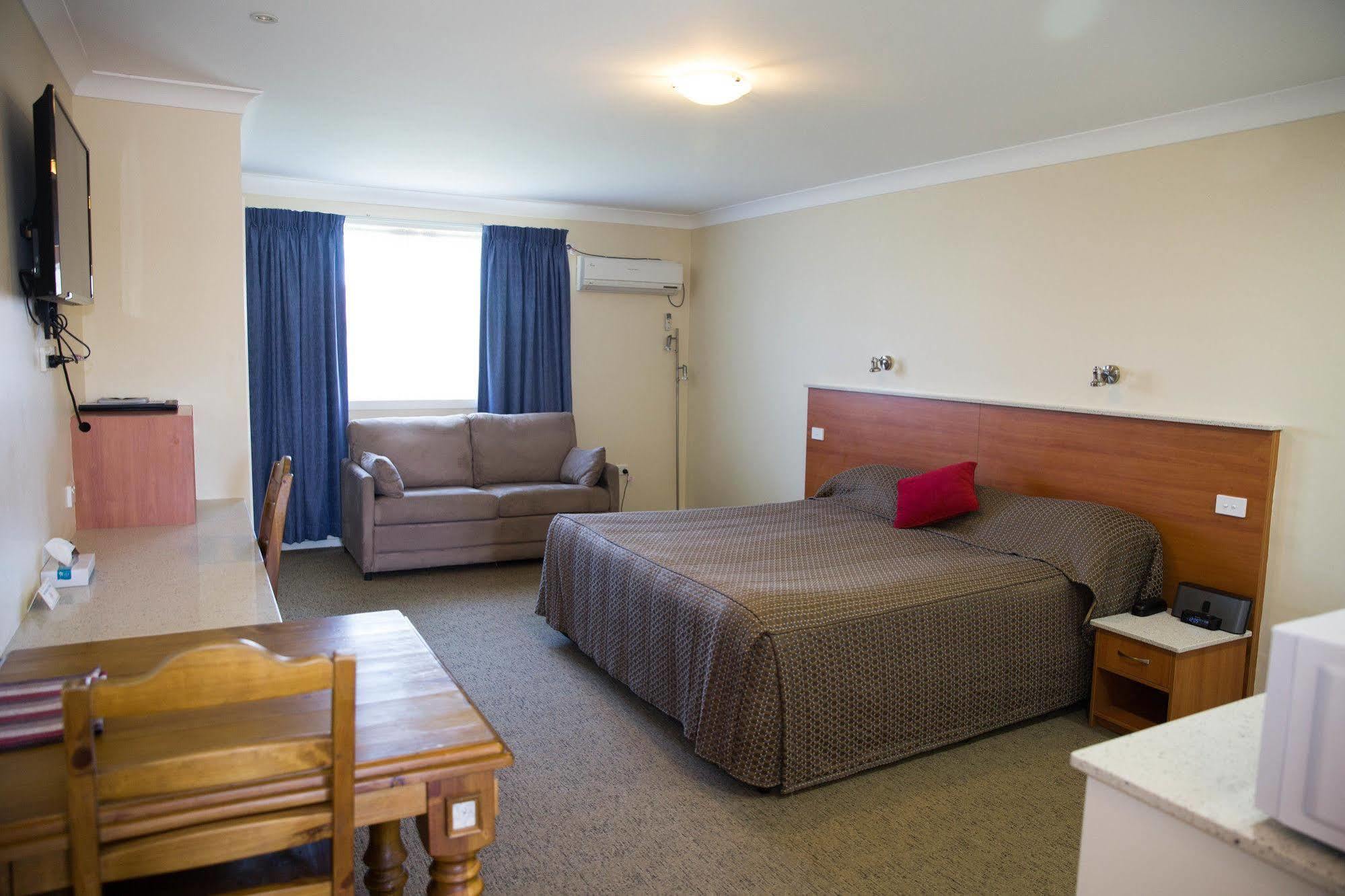 Scone Motor Inn & Apartments Extérieur photo