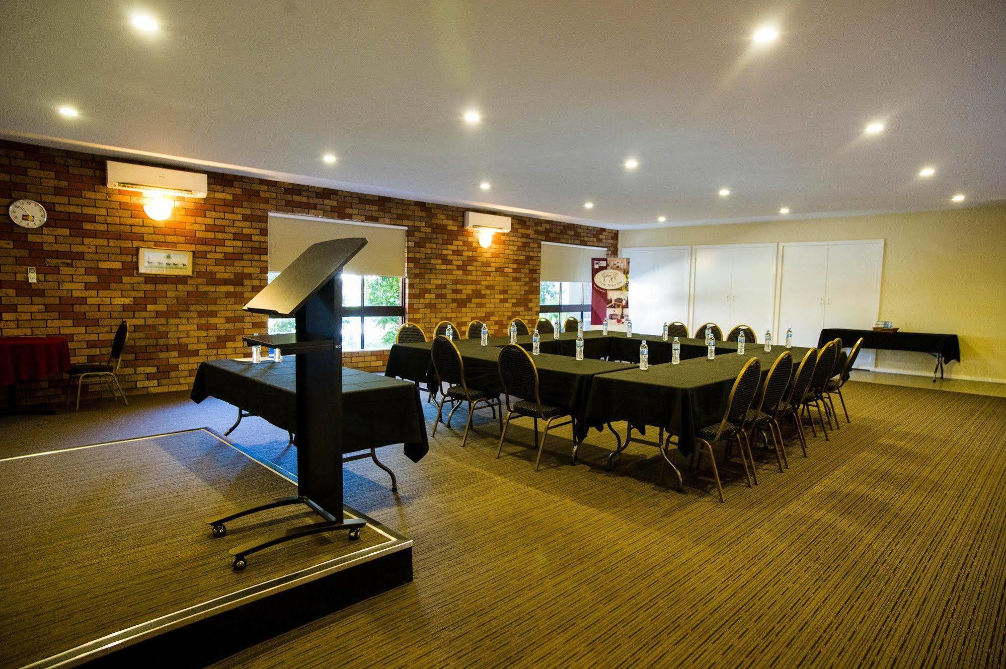 Scone Motor Inn & Apartments Extérieur photo